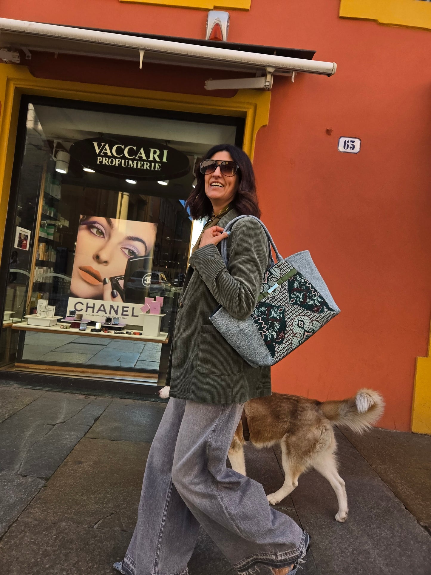 KATHERINE MENTA SHOPPER