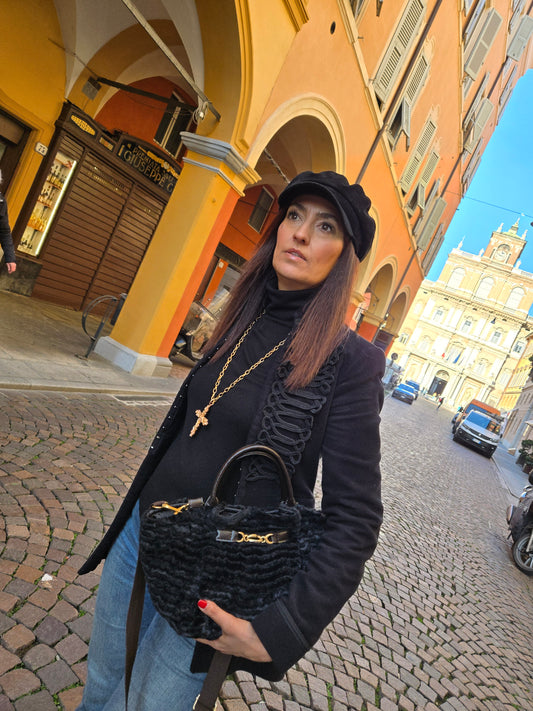 KATHERINE SIMIL ASTRAKHAN NERO MINI
