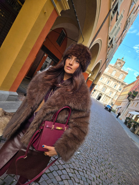 Jacqueline borgogna mini