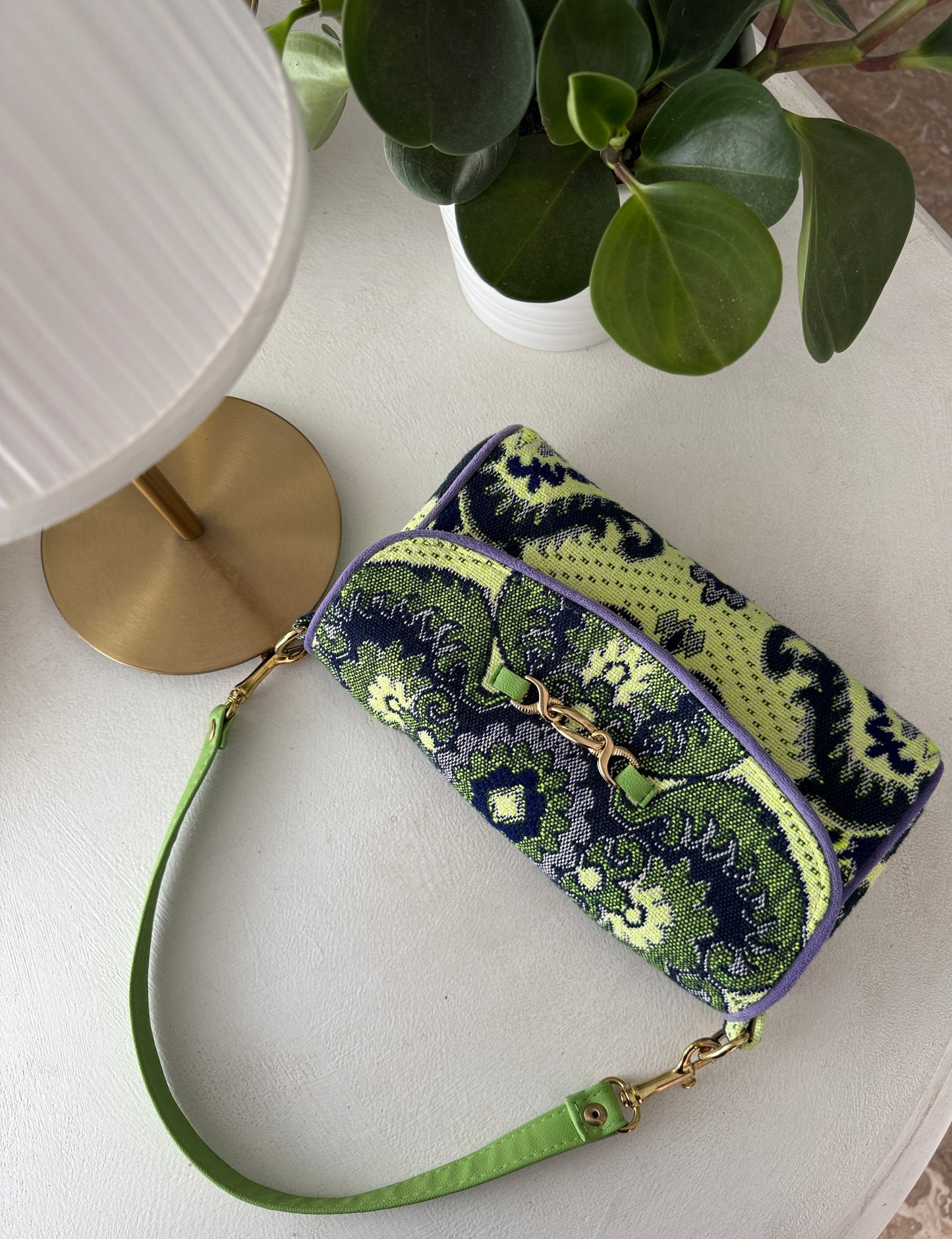 Clutch  Any verde