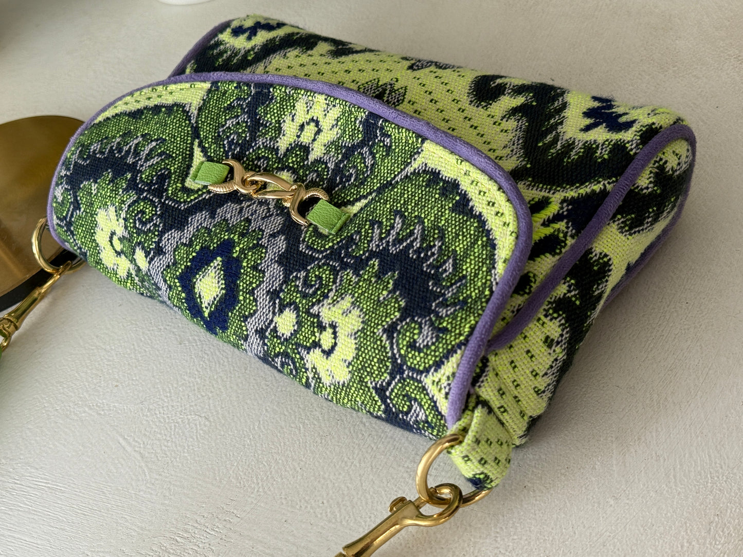 Clutch  Any verde