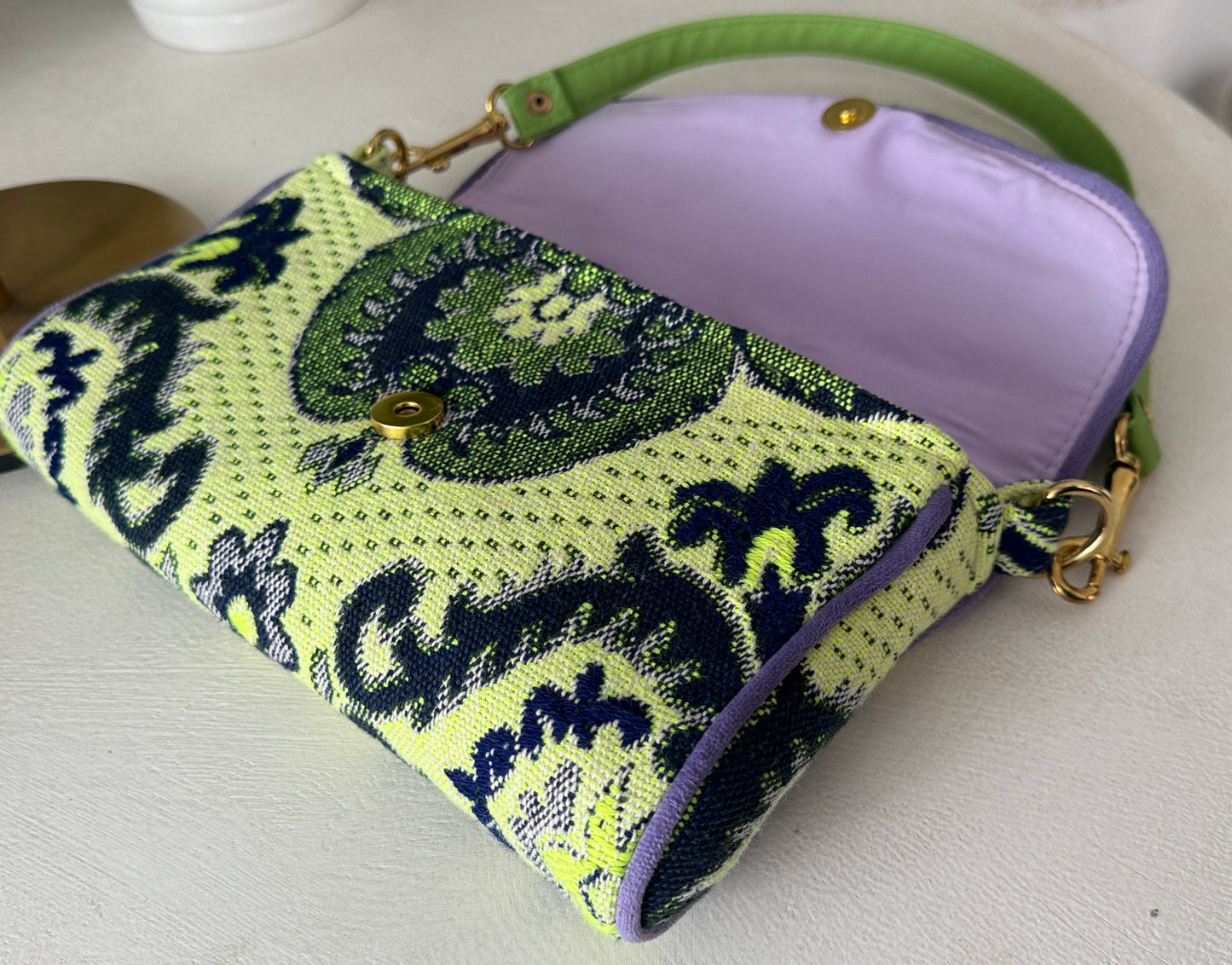 Clutch  Any verde