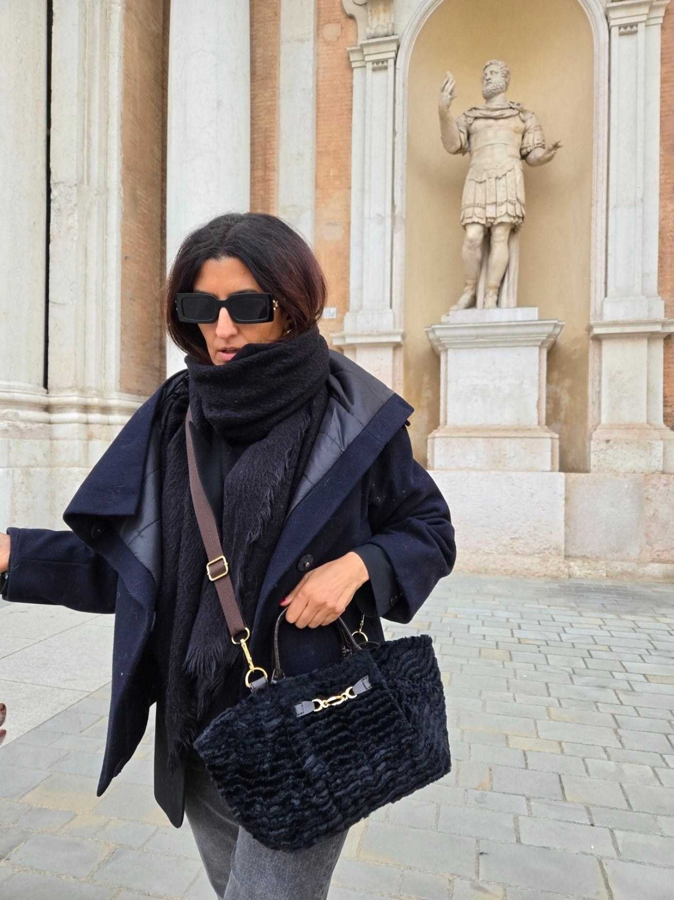 KATHERINE SIMIL ASTRAKHAN NERO MINI