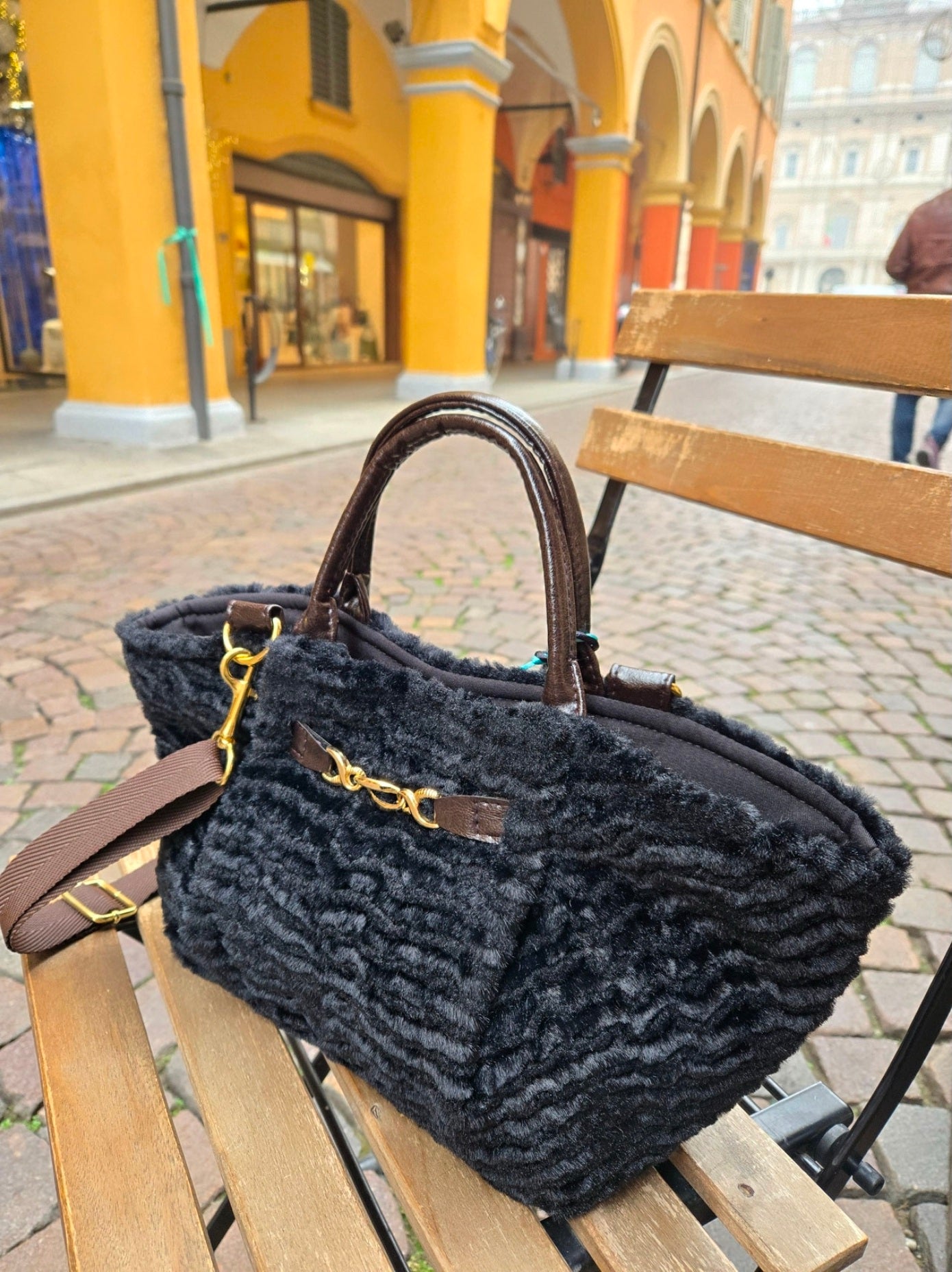 KATHERINE SIMIL ASTRAKHAN NERO MINI