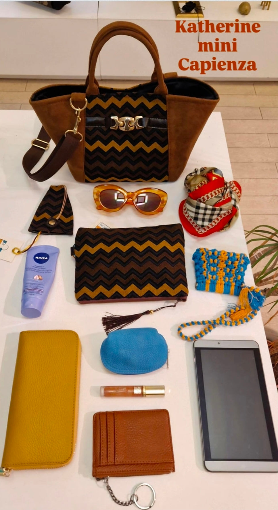 KATHERINE MENTA MINI
