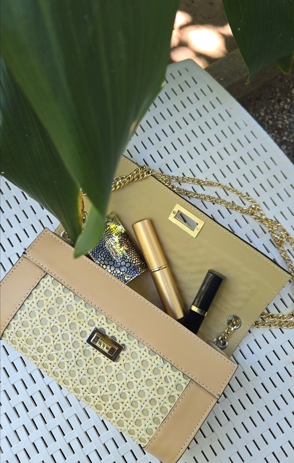 leonie beige