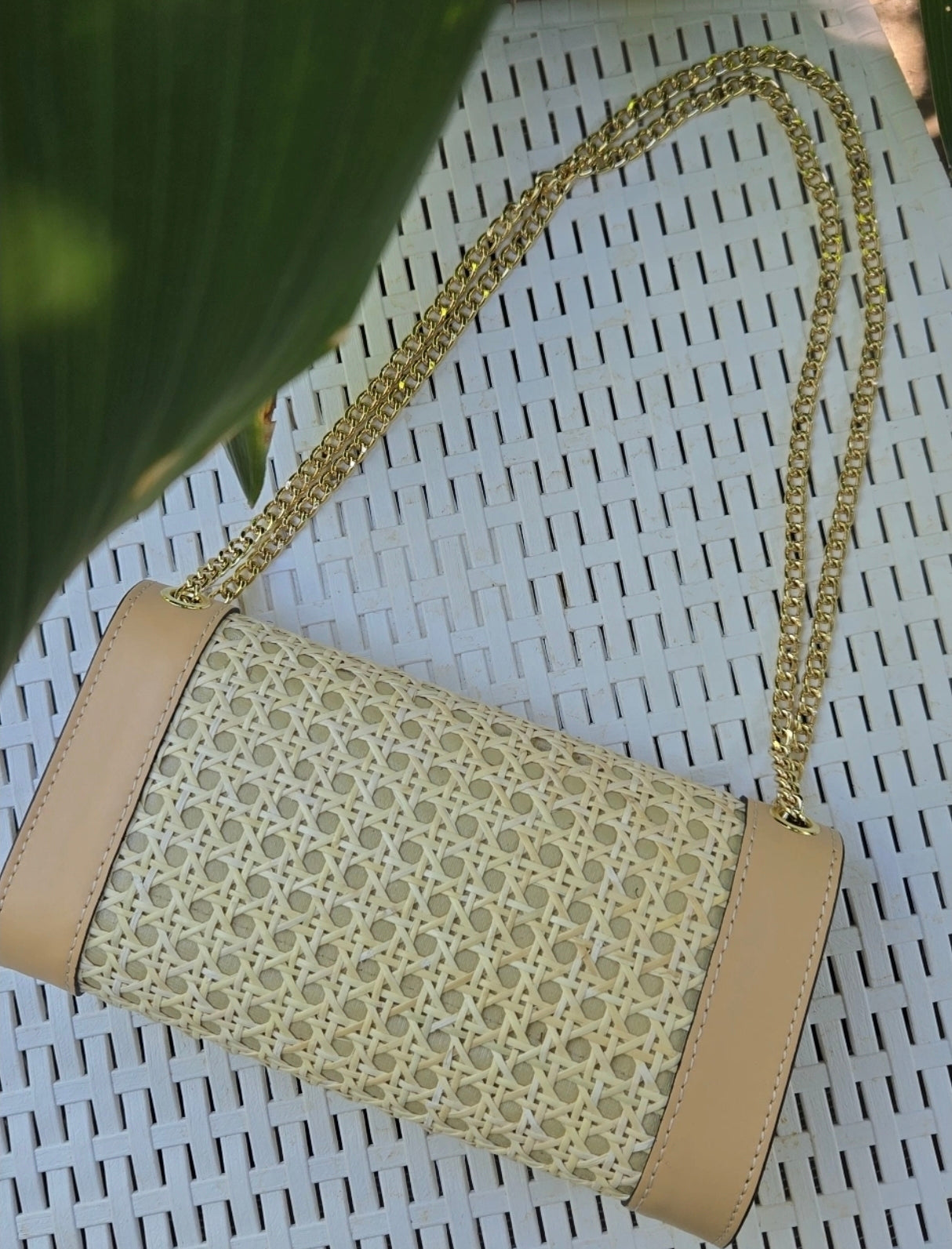 leonie beige