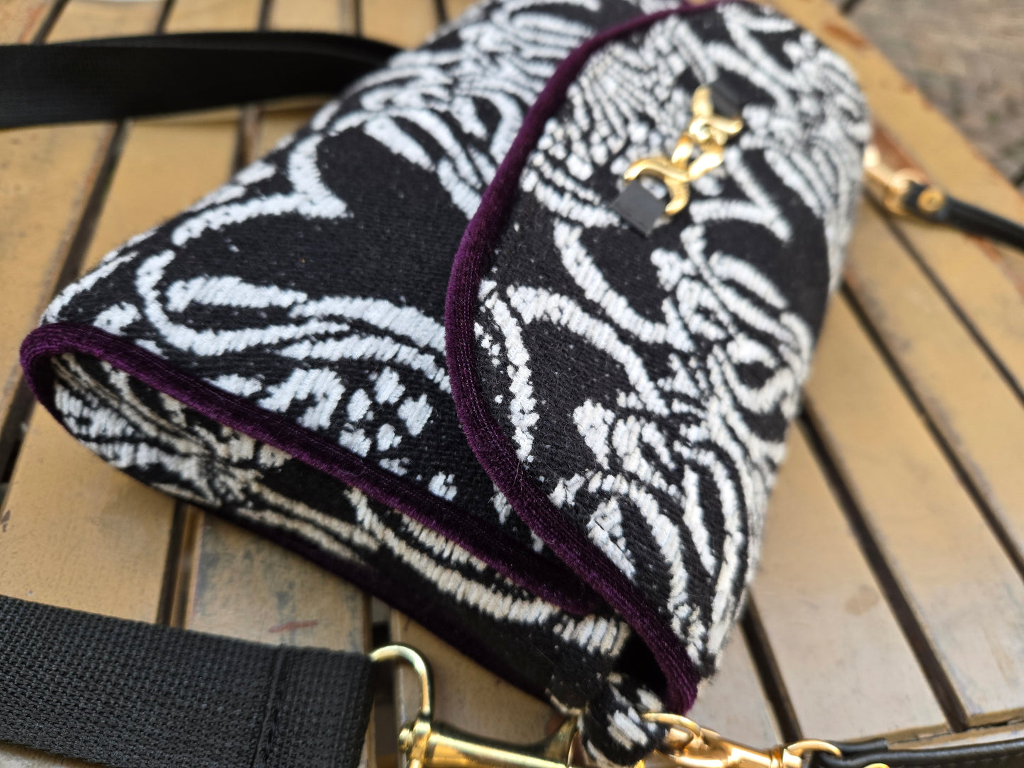 Clutch  Any Nera e bianca