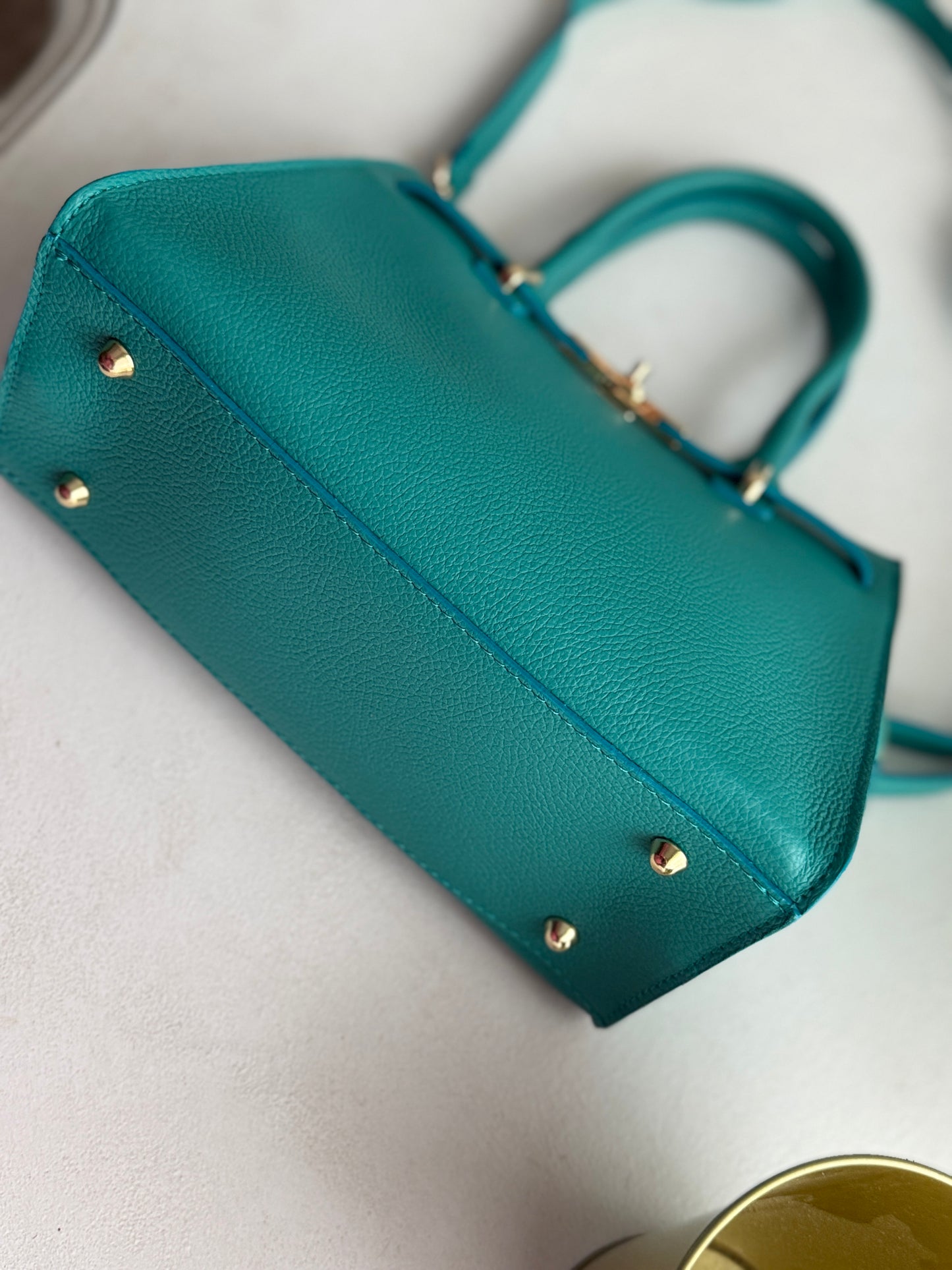 Jacqueline tiffany scuro mini