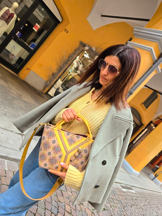 Vittoria giallo burro mini