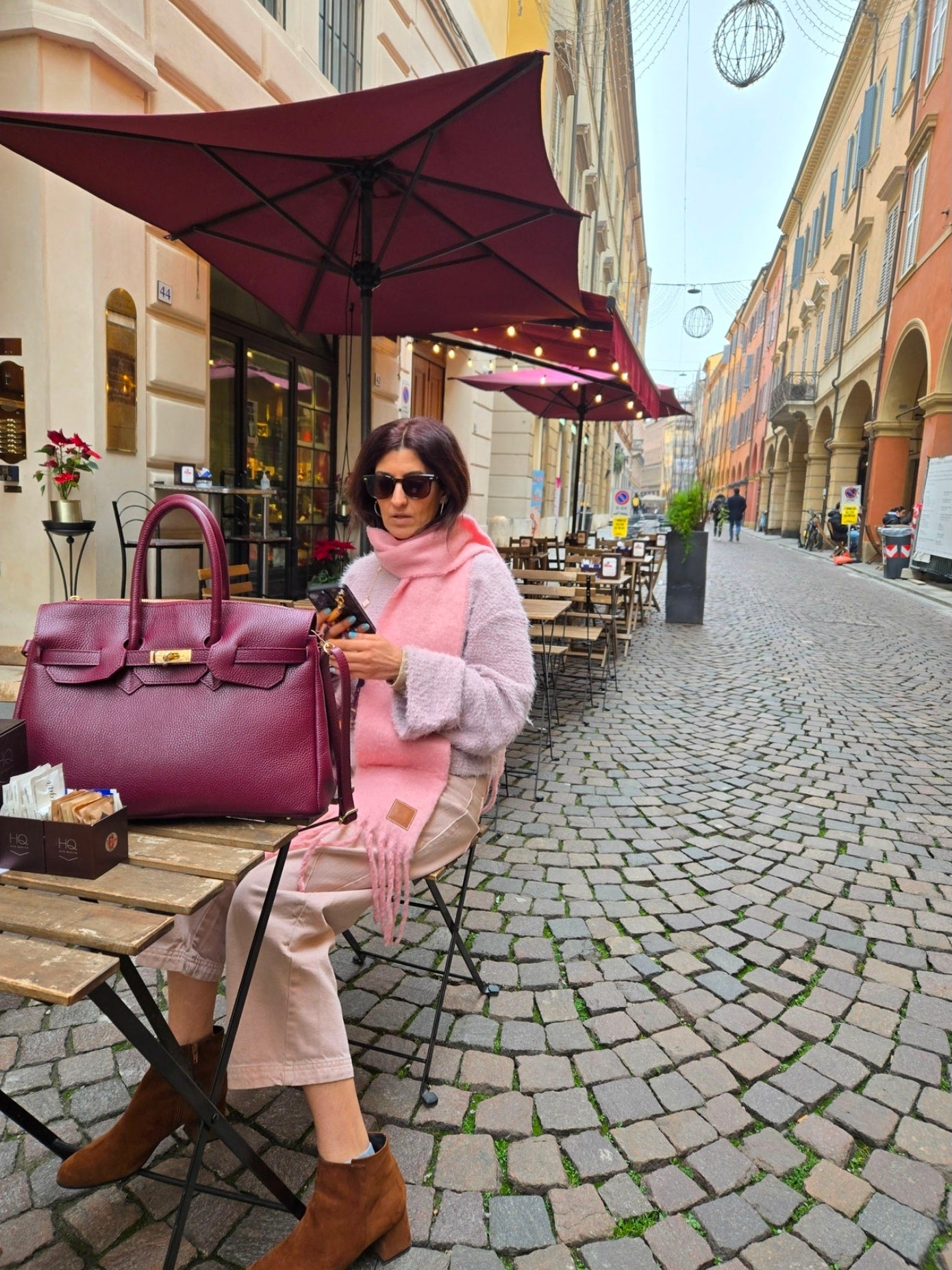 JACQUELINE BORGOGNA