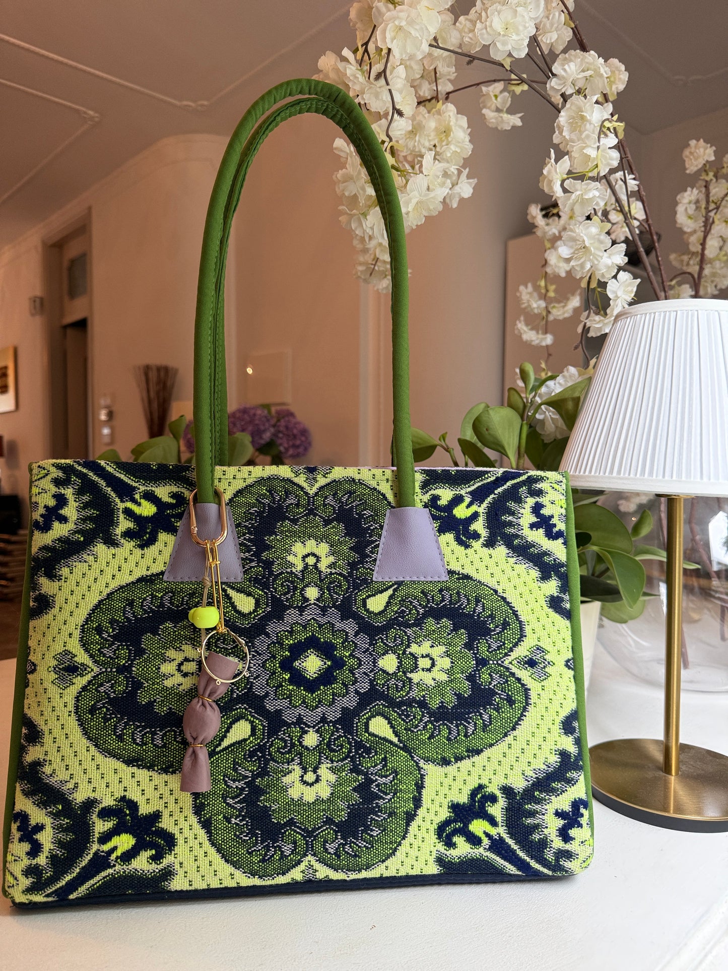 New Iris shopper lime