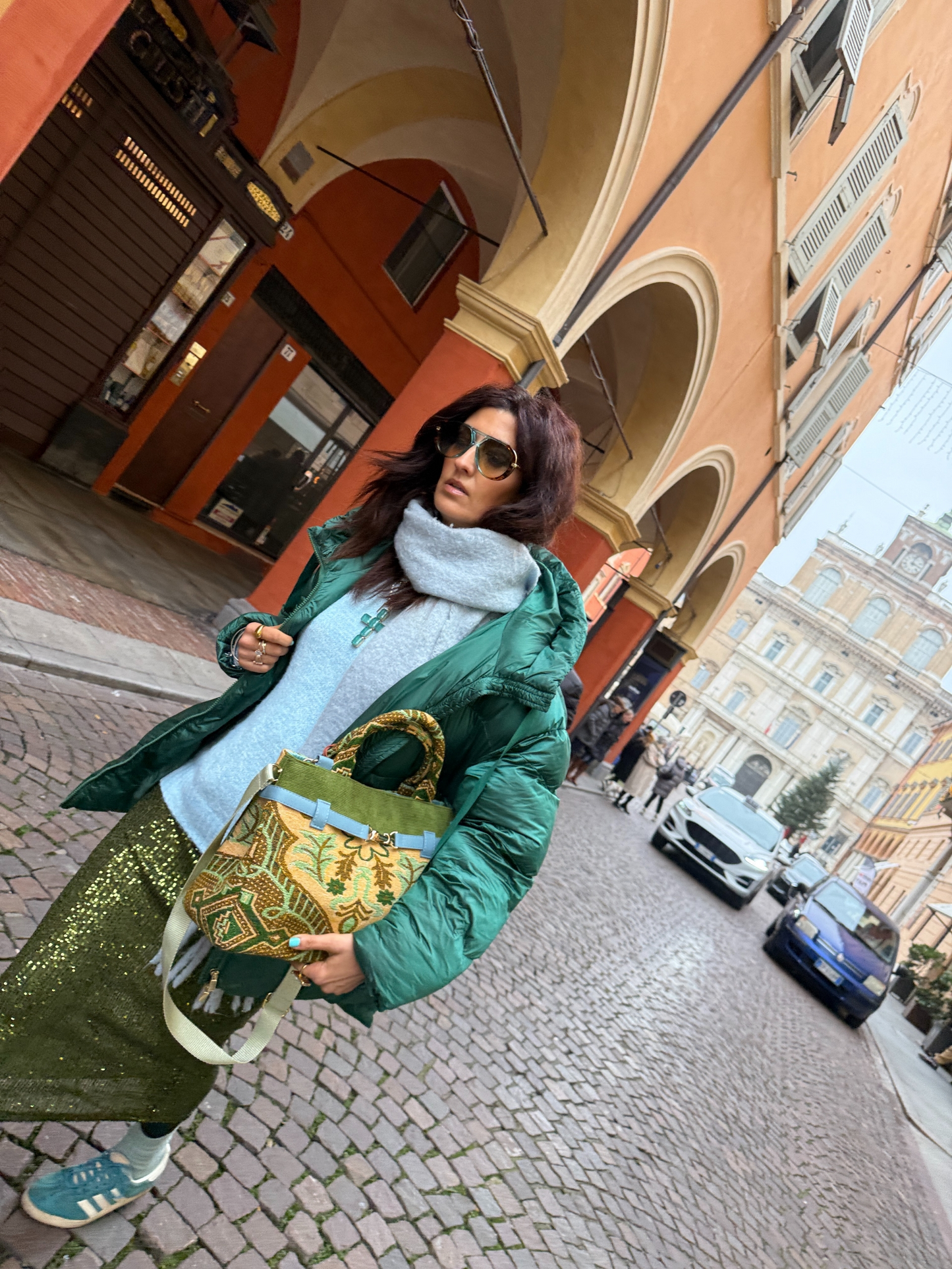 Kelly Cortina maxi