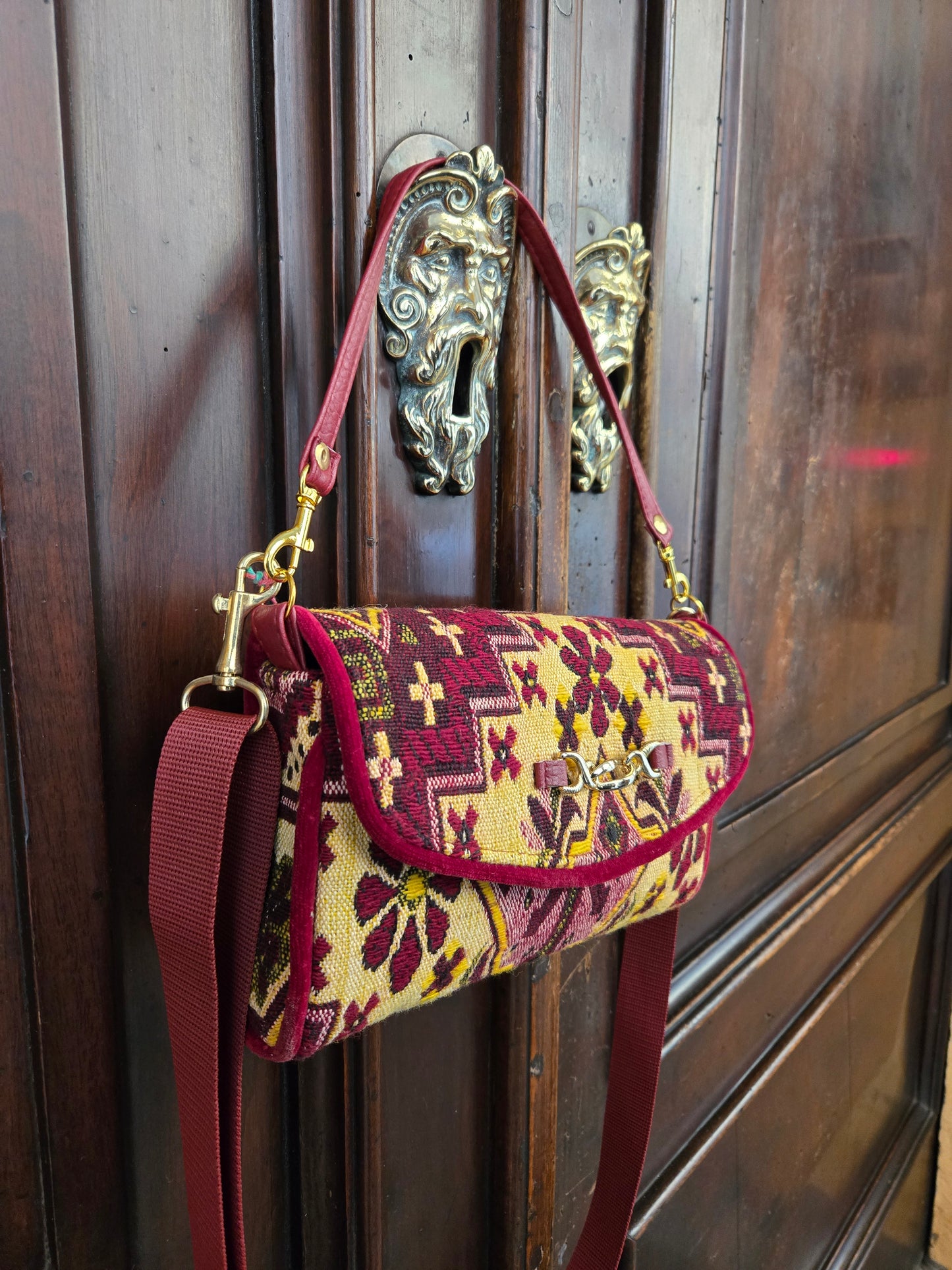 Clutch Any Rossa