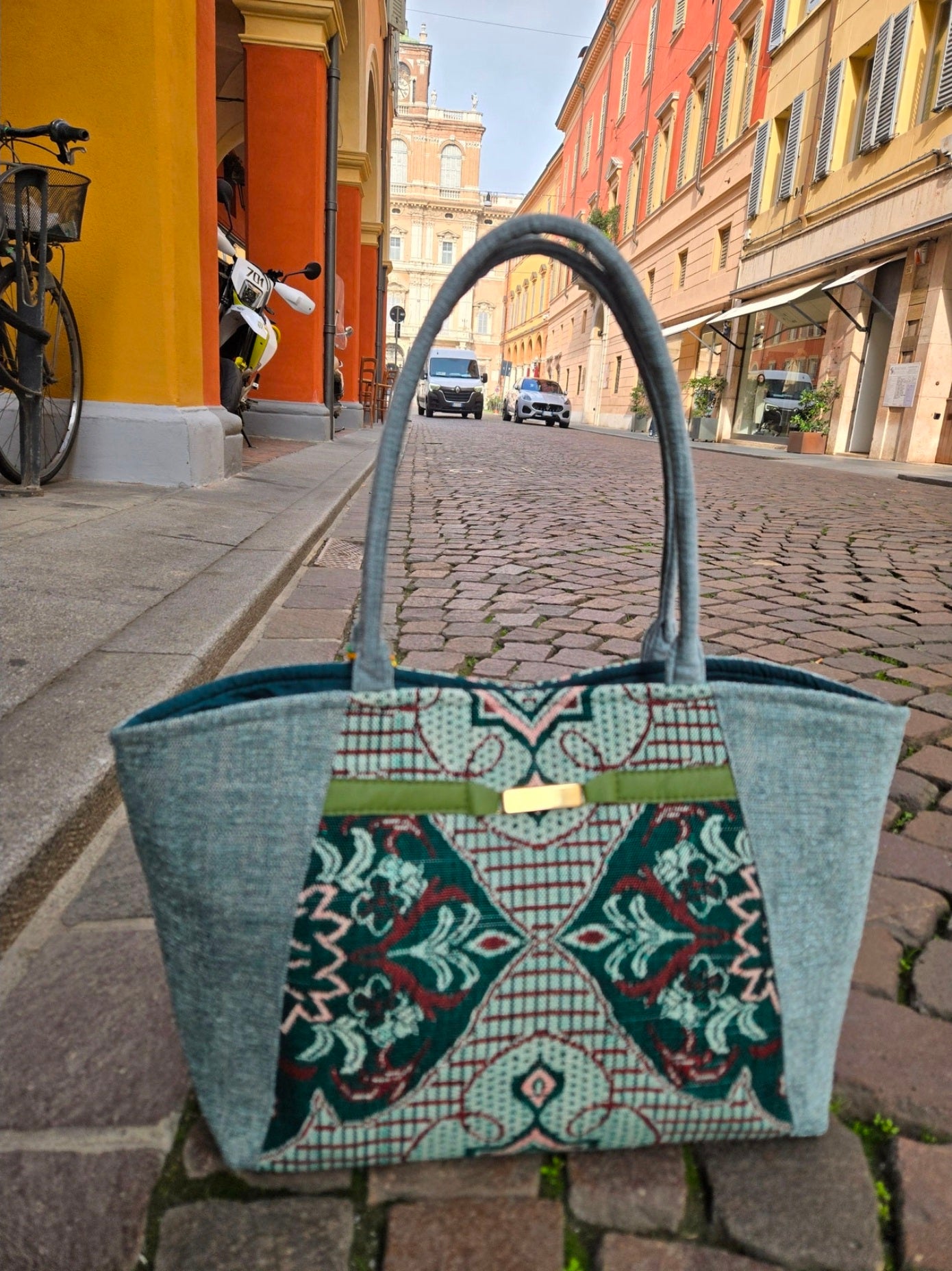 Katherine menta shopper