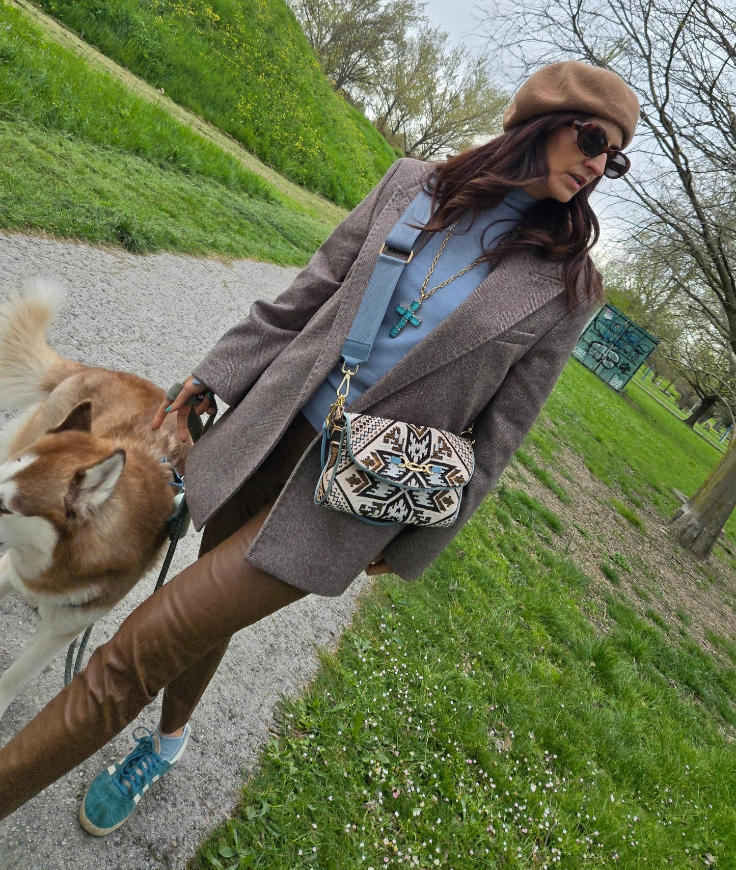 Clutch  Any azzurra