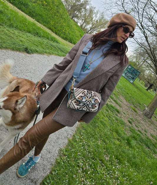Clutch  Any azzurra