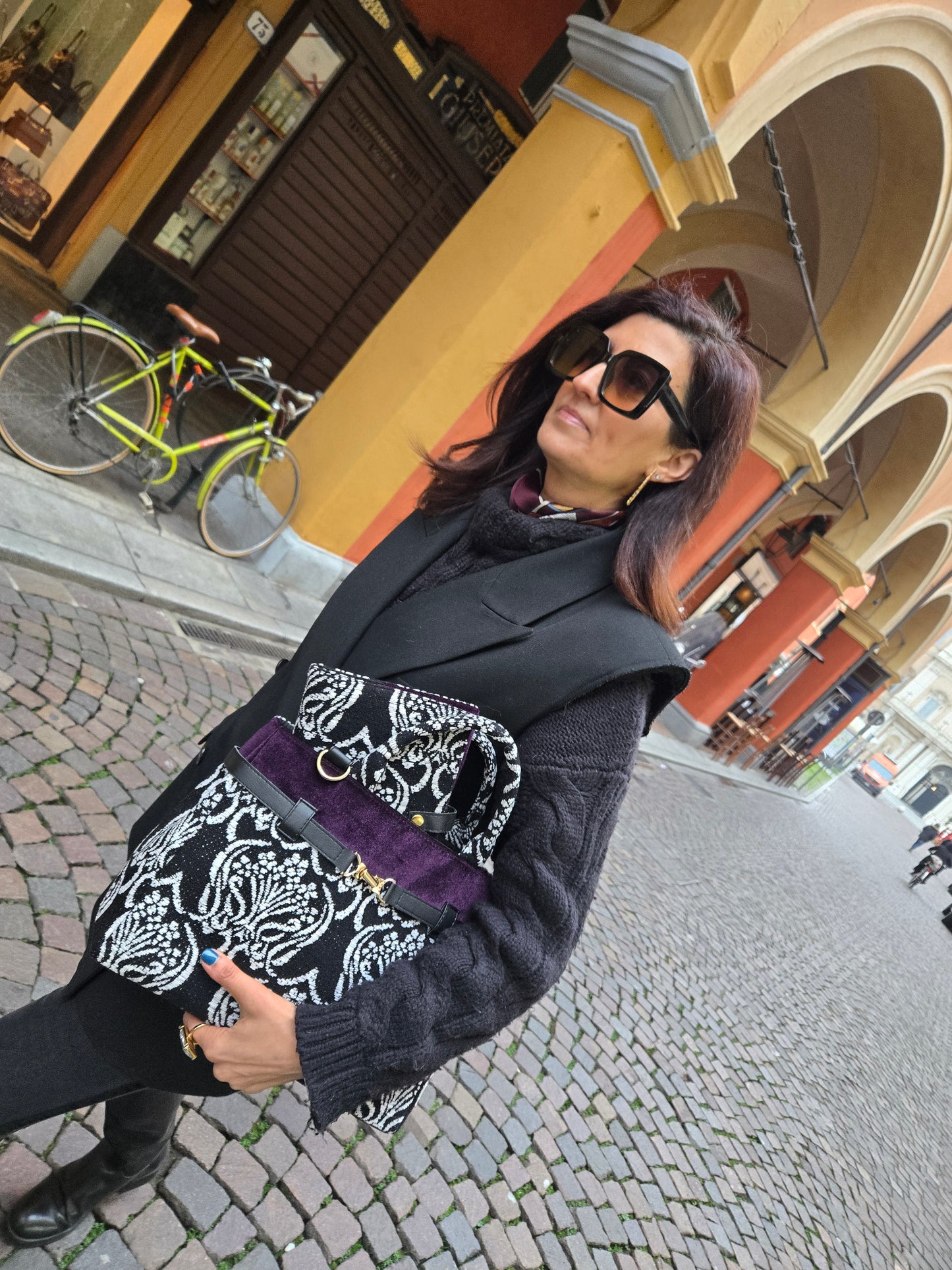 Kelly nera-bianca maxi